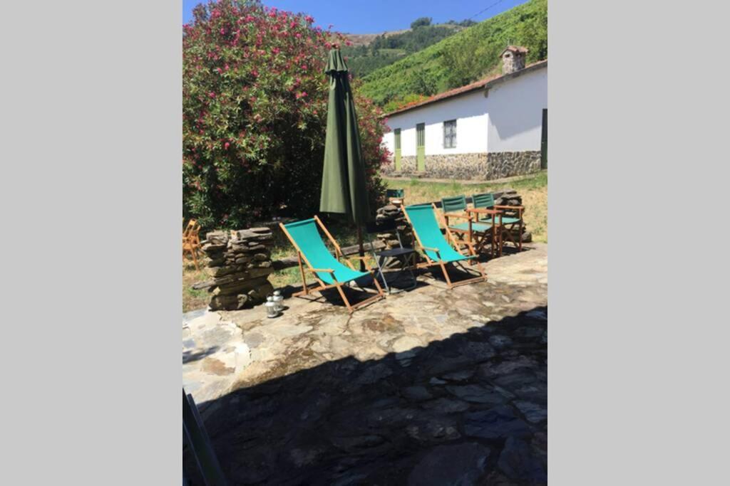 Quinta Dos Poeiros Villa Medroes ภายนอก รูปภาพ